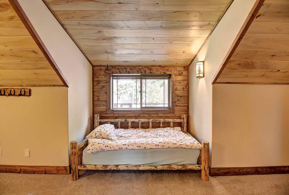 Home Exchange in Columbia Falls, Montana twin bed in the large master
