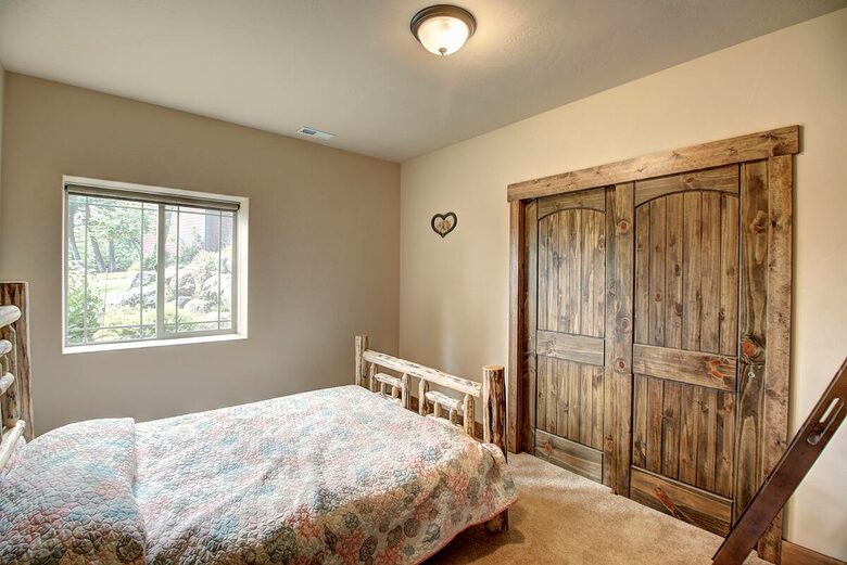 Home Exchange in Columbia Falls, Montana queen with bunk beds
