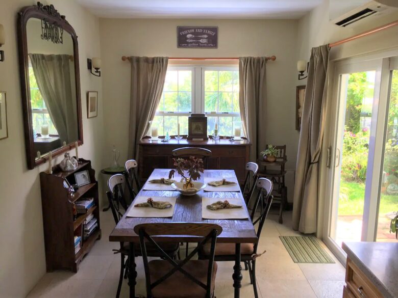 Bermuda Poolside Cottage - Southampton, Bermuda