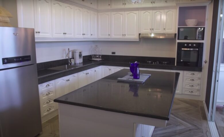 Villa La Nuvola (The Cloud) - Manila (Greater Manila), Philippines