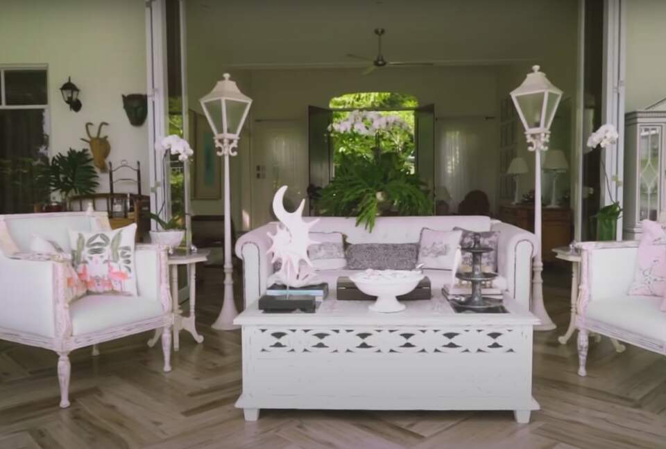 Villa La Nuvola (The Cloud) - Manila (Greater Manila), Philippines