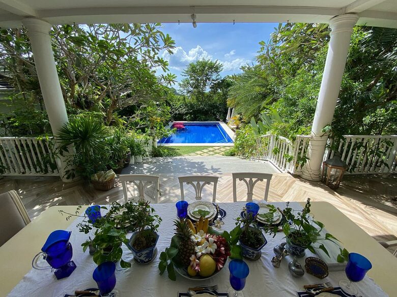 Villa La Nuvola (The Cloud) - Manila (Greater Manila), Philippines