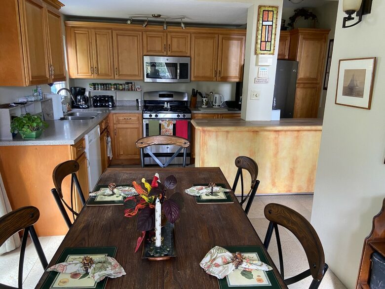 Bermuda Poolside Cottage - Southampton, Bermuda