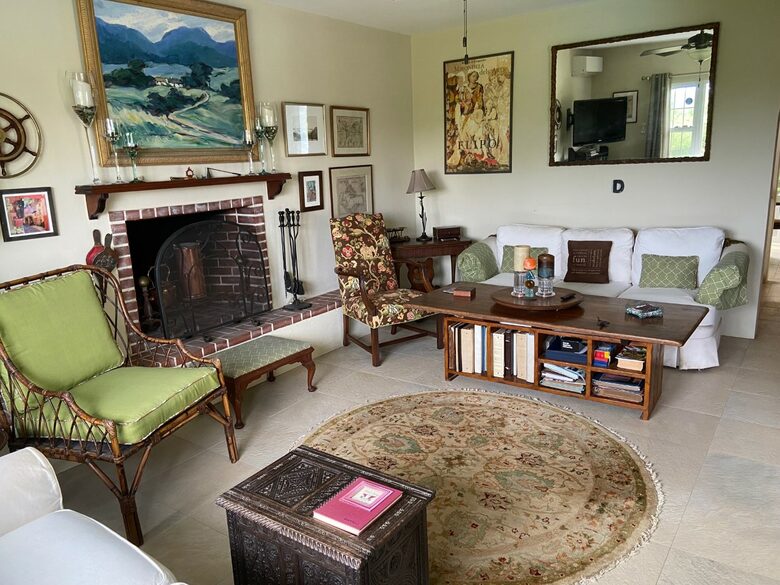 Bermuda Poolside Cottage - Southampton, Bermuda