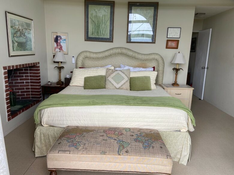 Bermuda Poolside Cottage - Southampton, Bermuda