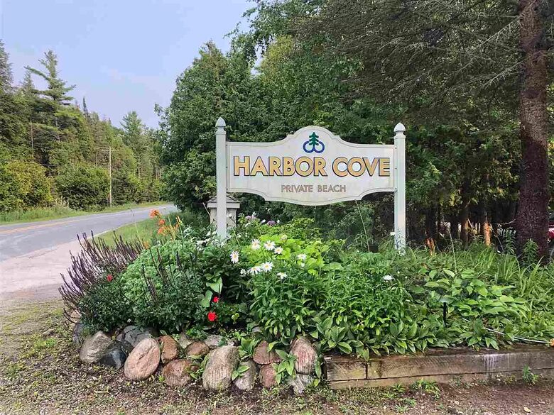 Harbor Cove | Quaint Michigan Outdoor Getaway - Harbor Springs, Michigan