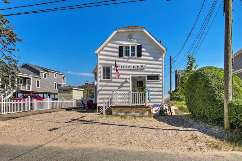 "The Pioneer" Cottage By the Sea - Old Lyme, Connecticut