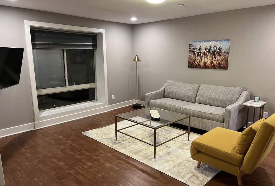 Luxe Residence - Open for Kentucky Derby! - Louisville, Kentucky