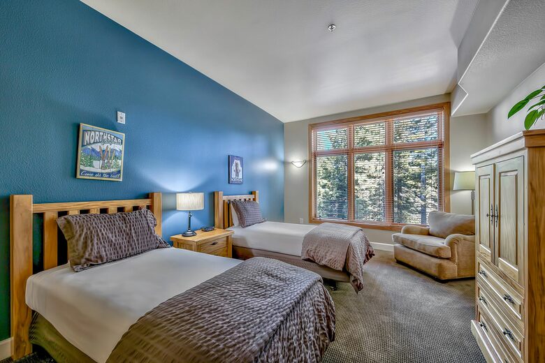 Northstar Club Tahoe 3 Bedroom Villa (Steps to Gondola) - Truckee, California