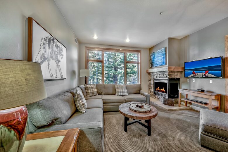 Northstar Club Tahoe 3 Bedroom Villa (Steps to Gondola) - Truckee, California