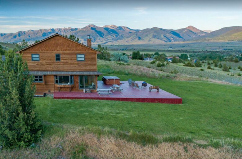 Montana Paradise Valley Escape