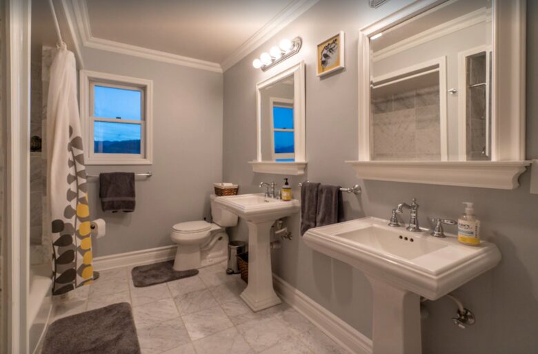 Guest bathroom