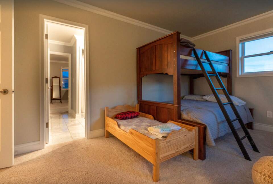 Bunk room