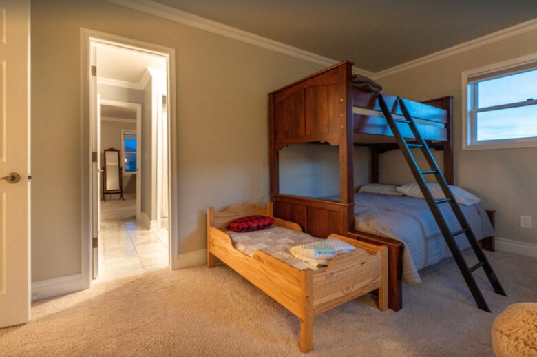 Bunk room