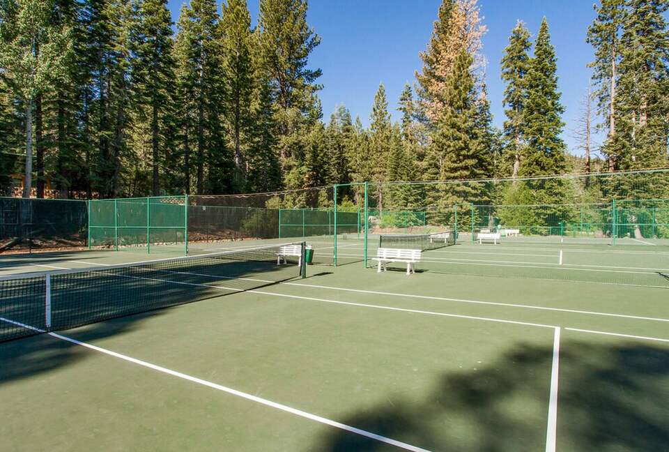 Northstar Club Tahoe 3 Bedroom Villa (Steps to Gondola) - Truckee, California