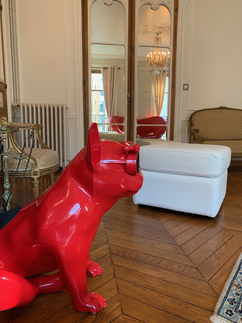 Elegant Matignon Flat - Paris, France