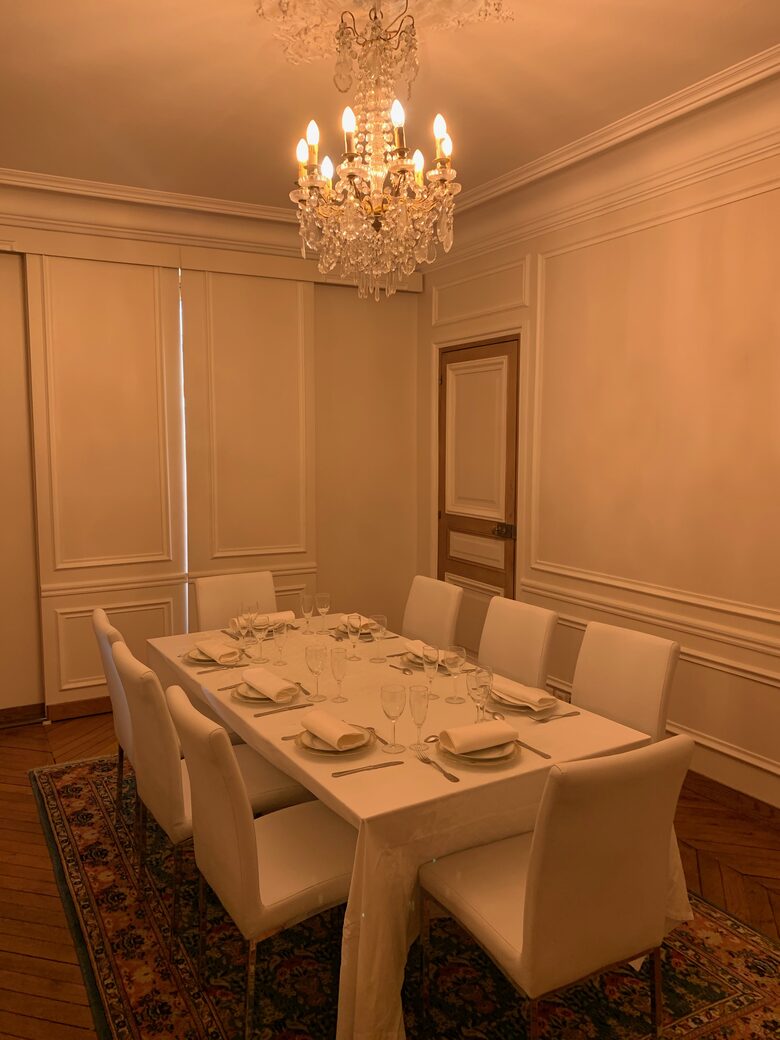 Elegant Matignon Flat - Paris, France