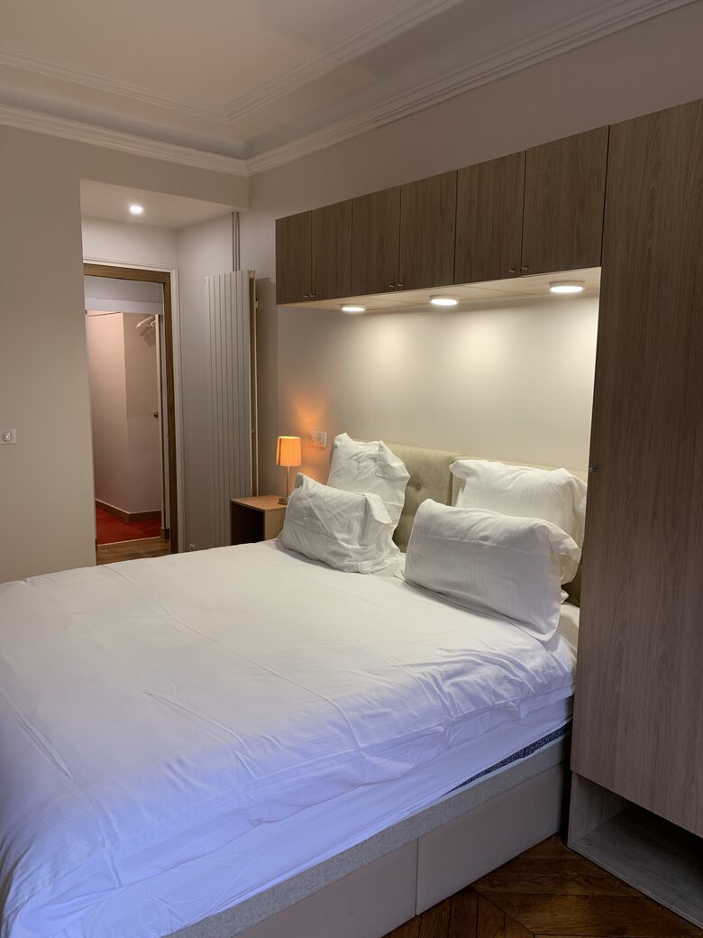 Elegant Matignon Flat - Paris, France