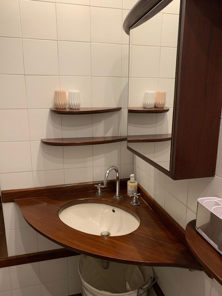 Elegant Matignon Flat - Paris, France