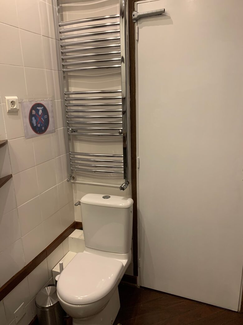 Elegant Matignon Flat - Paris, France