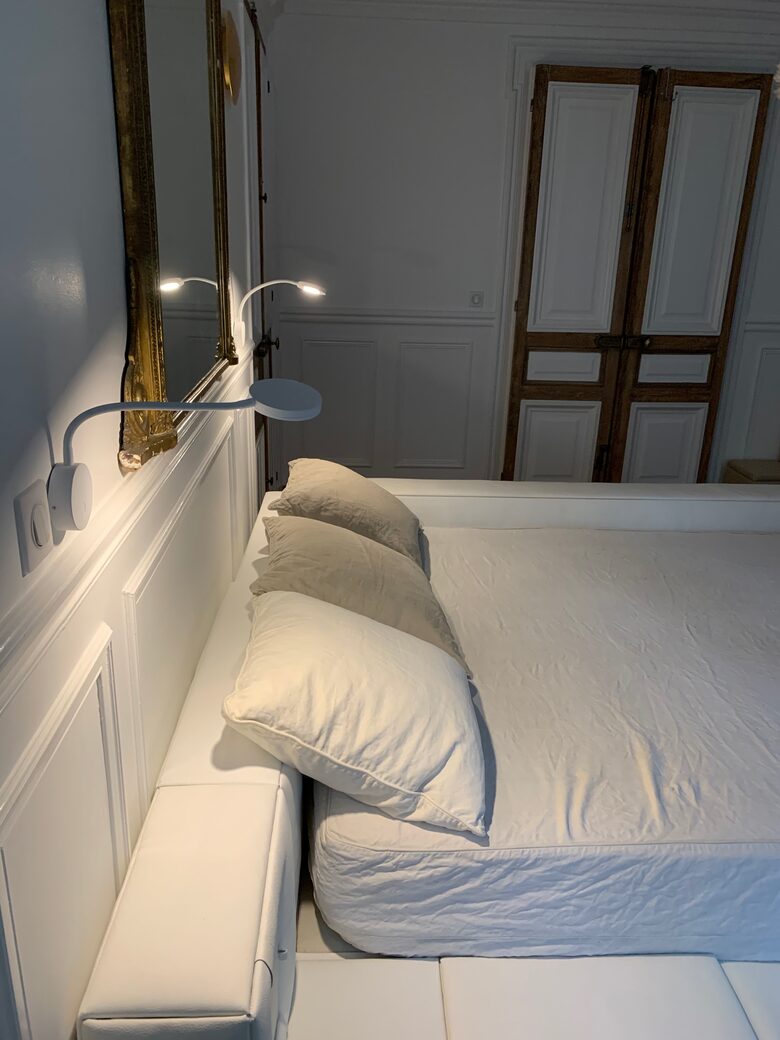 Elegant Matignon Flat - Paris, France