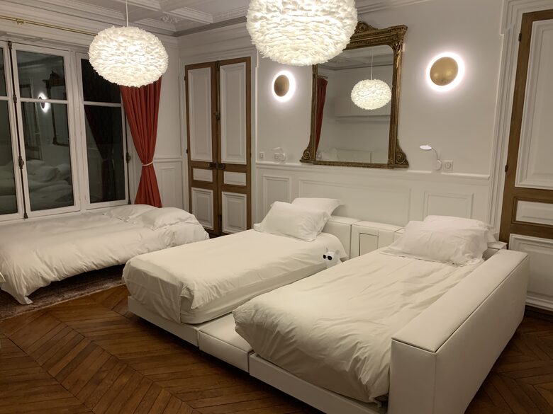 Elegant Matignon Flat - Paris, France