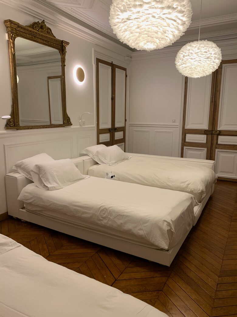 Elegant Matignon Flat - Paris, France