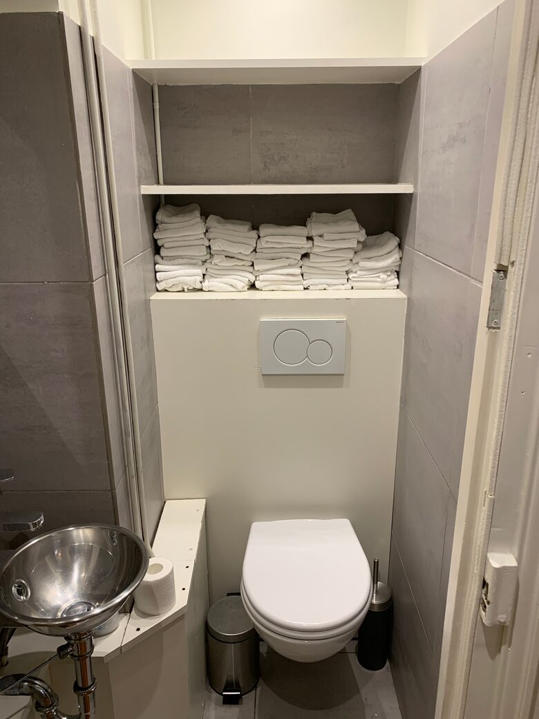 Elegant Matignon Flat - Paris, France