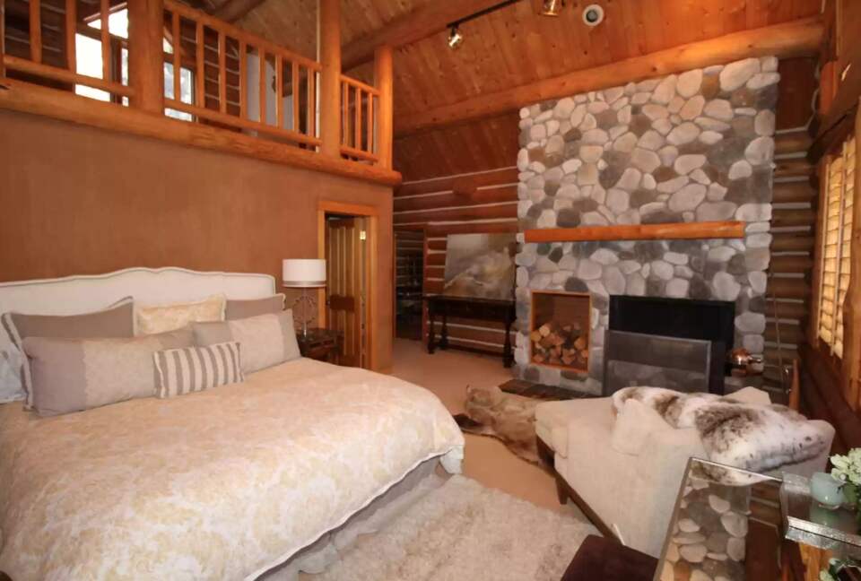 Bald Mountain Luxury Log Cabin - Ketchum, Idaho