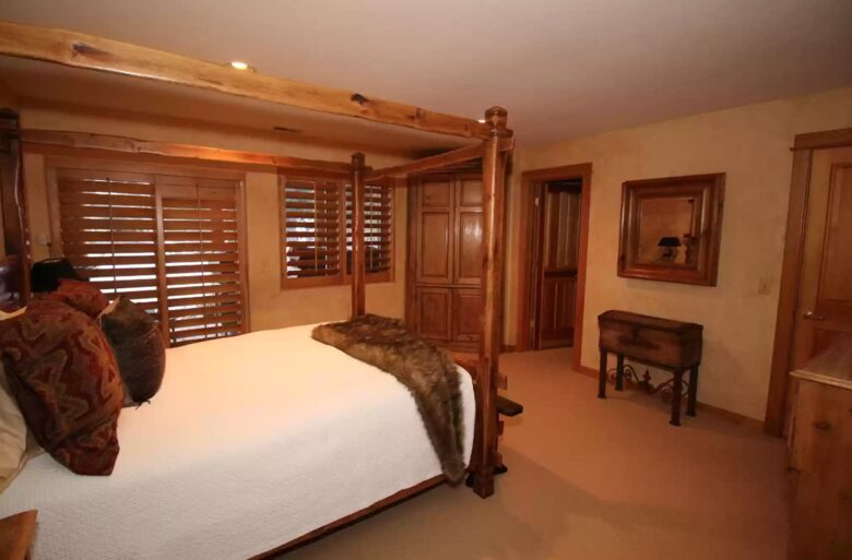 Bald Mountain Luxury Log Cabin - Ketchum, Idaho