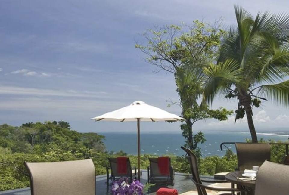 Villa Paraiso | Jungle Hilltop Hideaway - Manuel Antonio, Quepos, Costa Rica