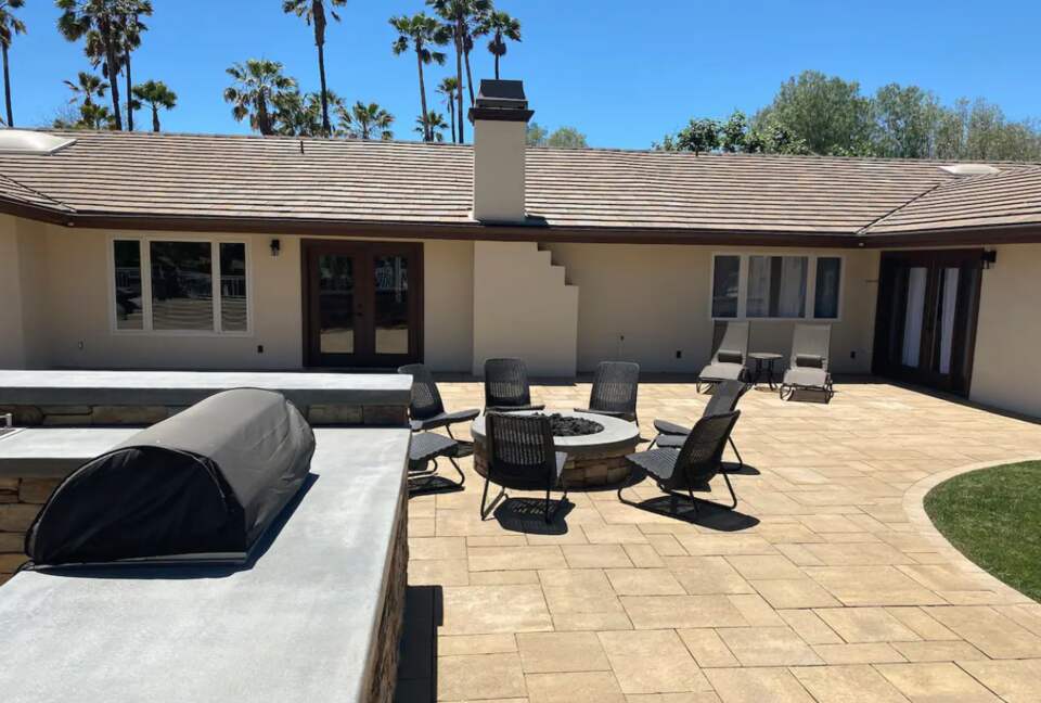 Back patio fire pit and grill