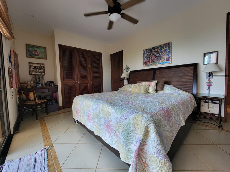 Olas Bailando at Canto del Mar - Bahia Bahia, Costa Rica