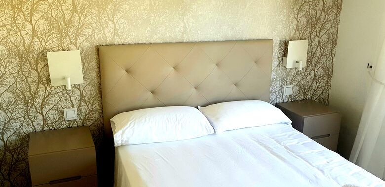 Penthouse on beachfront complex - Estepona, Spain