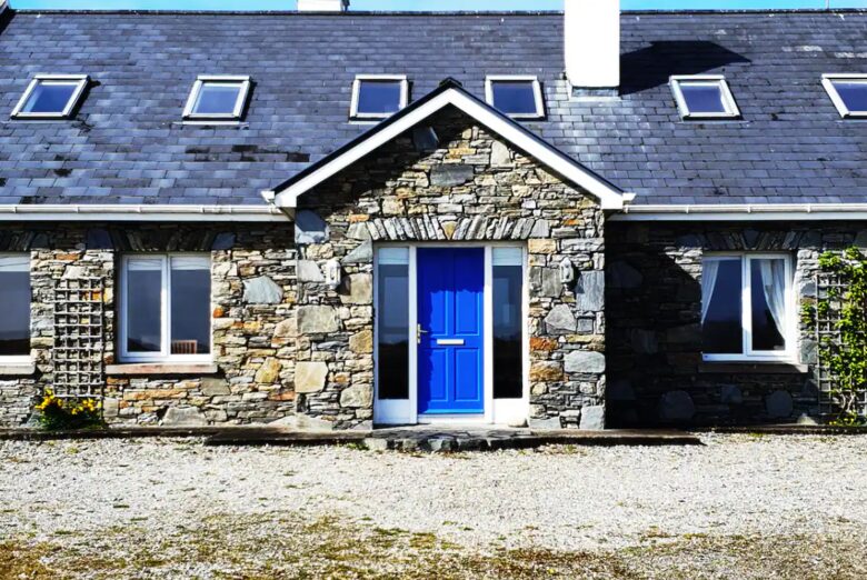 Beautiful family home in Roundstone - Roundstone, Ireland