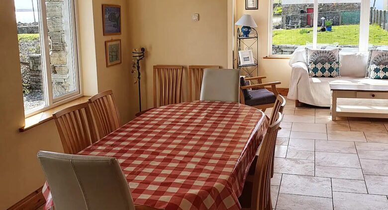 Beautiful family home in Roundstone - Roundstone, Ireland