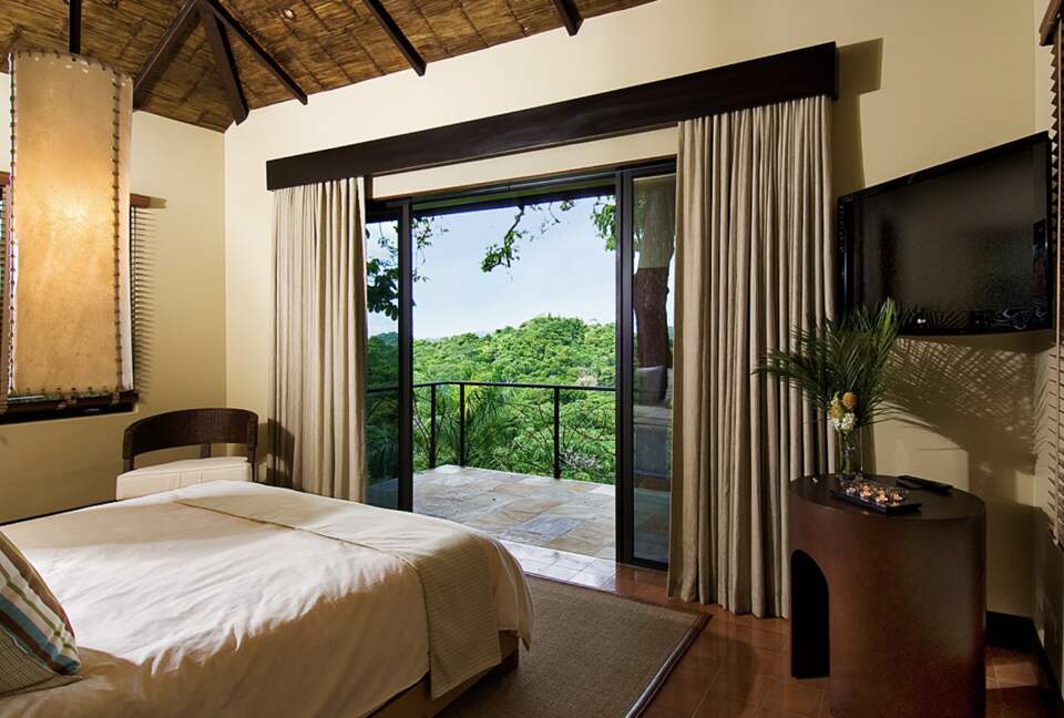 Villa Paraiso | Jungle Hilltop Hideaway - Manuel Antonio, Quepos, Costa Rica