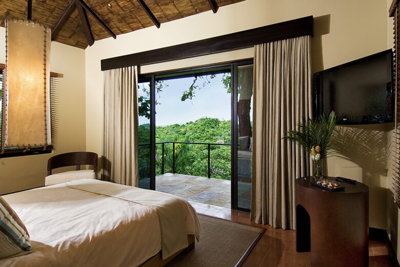 Villa Paraiso | Jungle Hilltop Hideaway - Manuel Antonio, Quepos, Costa Rica