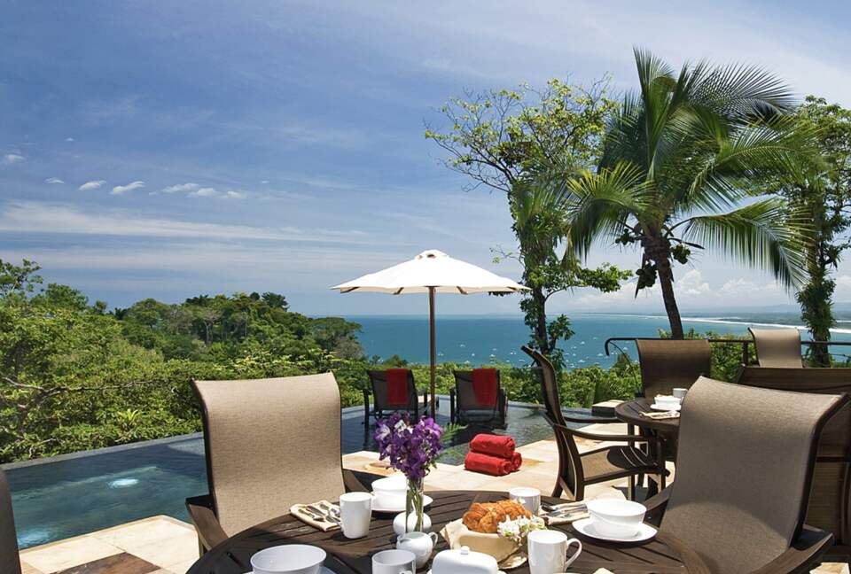 Villa Paraiso | Jungle Hilltop Hideaway - Manuel Antonio, Quepos, Costa Rica