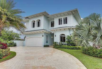 Turtle Cove | Palm Beach Waterfront Home - Lantana, Florida