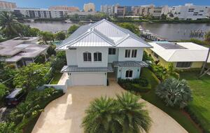 Turtle Cove | Palm Beach Waterfront Home - Lantana, Florida