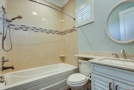 Turtle Cove | Palm Beach Waterfront Home - Lantana, Florida