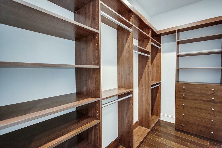 Turtle Cove | Palm Beach Waterfront Home - Lantana, Florida