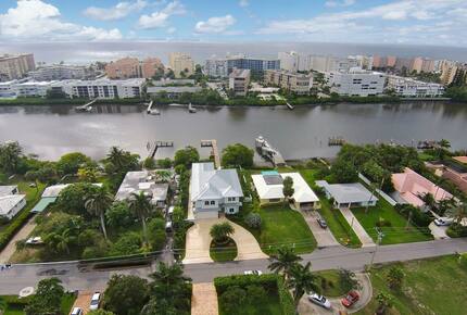 Turtle Cove | Palm Beach Waterfront Home - Lantana, Florida