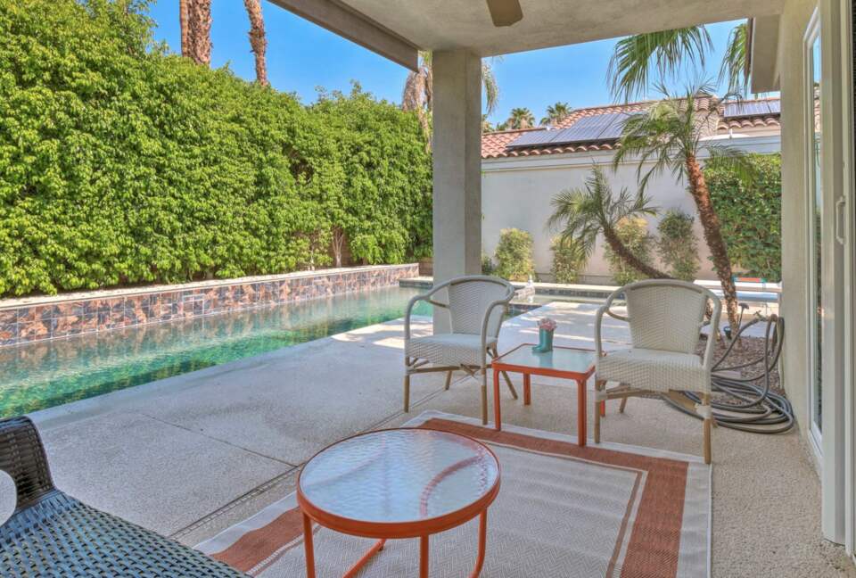 Lounge area poolside