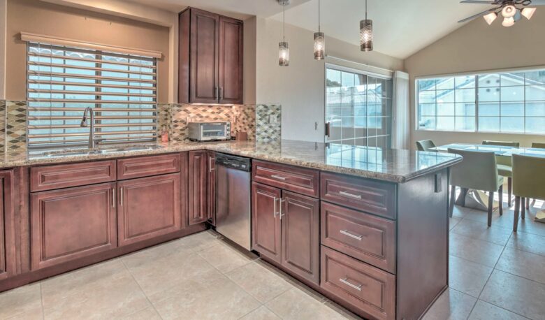 Beautiful chef's kitchen