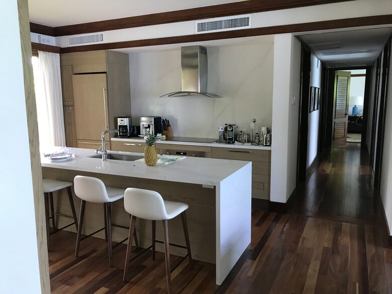 Kitchen and hallway to 3 of the bedrooms