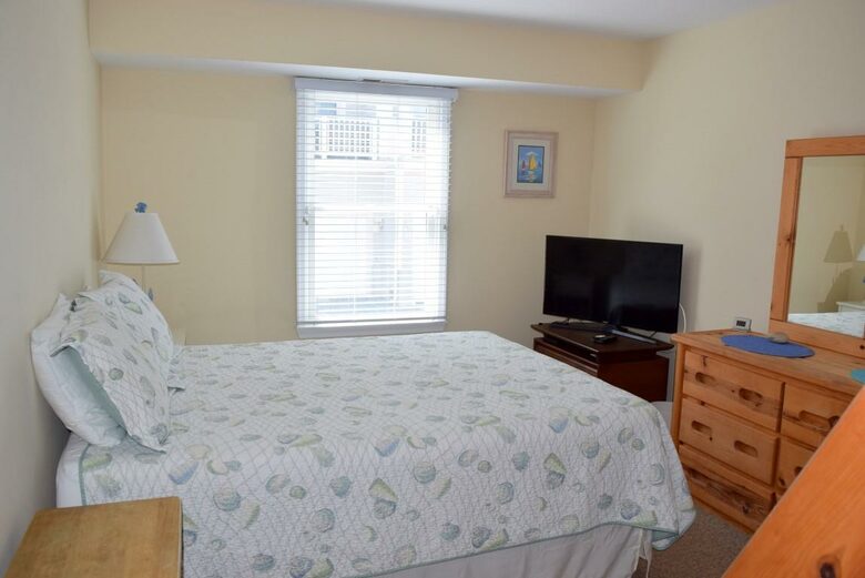 Home Exchange in Sea Isle City, NJ bedroom