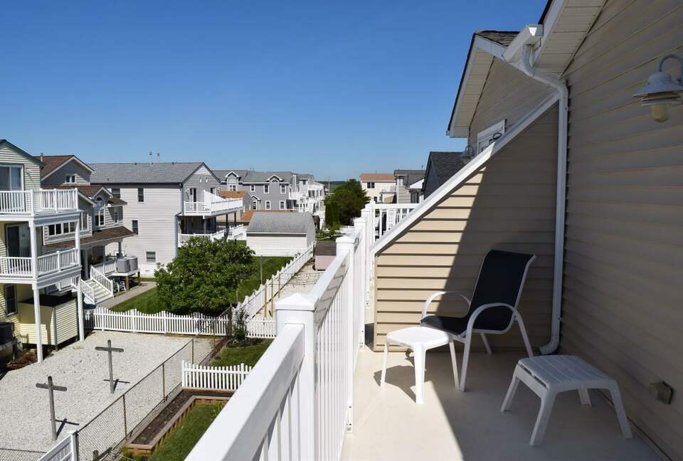 Home Exchange in Sea Isle City, NJ patio lounge