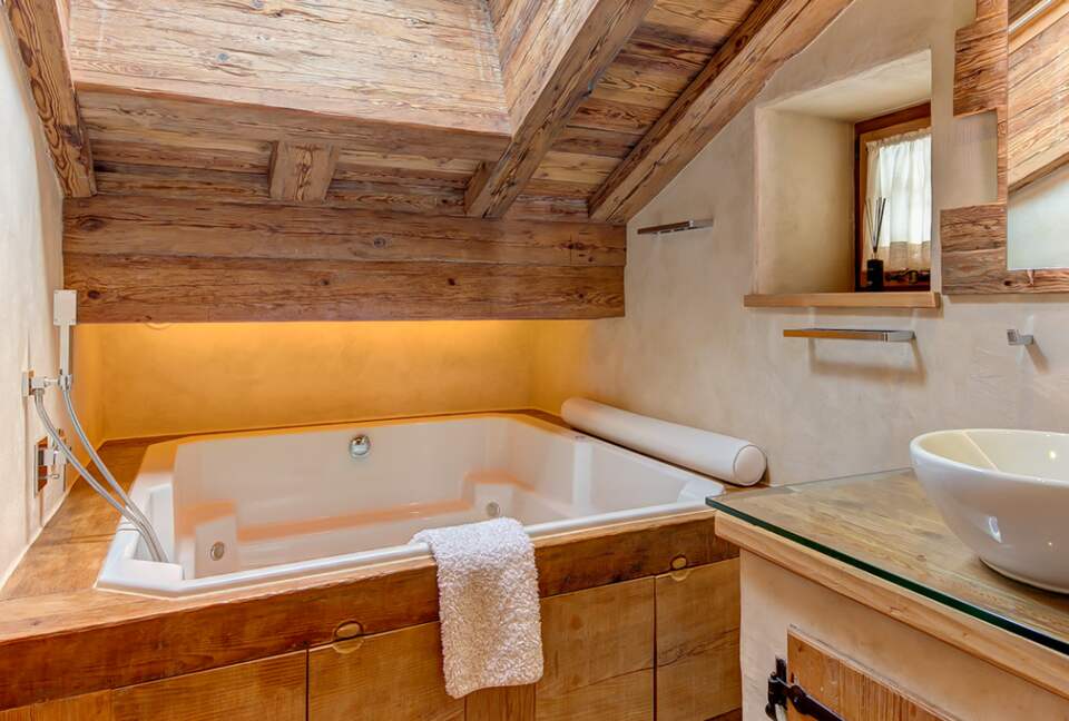 Fantastic Swiss Chalet 3 Flocons (R) - Verbier, Switzerland